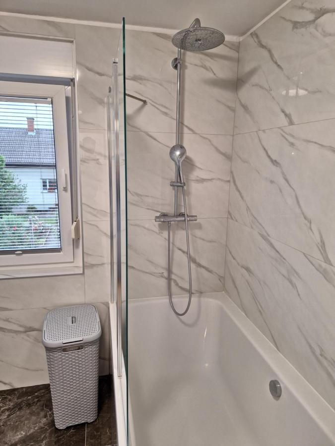 Guesthouse Flower Ljubljana Ngoại thất bức ảnh