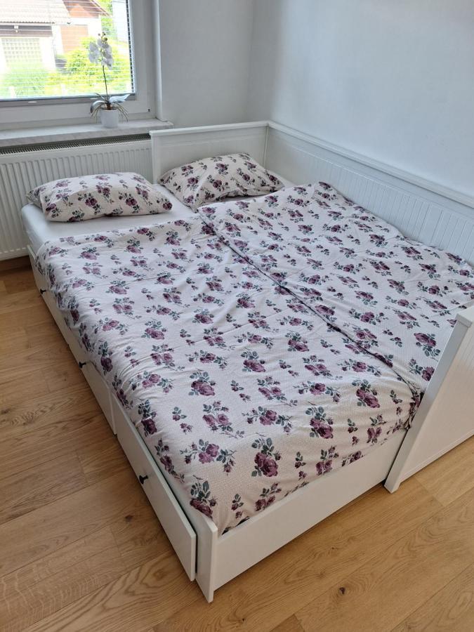 Guesthouse Flower Ljubljana Ngoại thất bức ảnh
