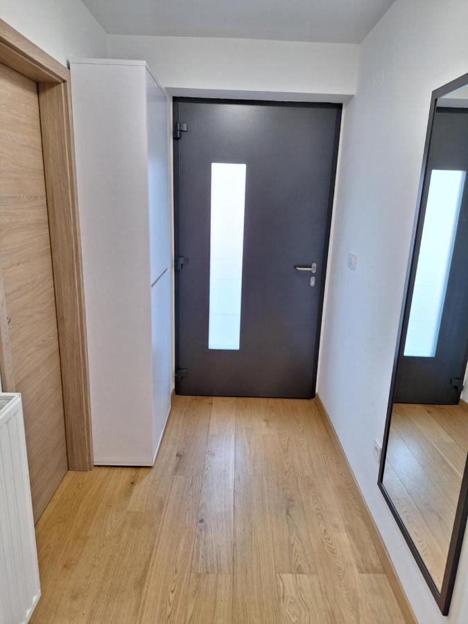 Guesthouse Flower Ljubljana Ngoại thất bức ảnh